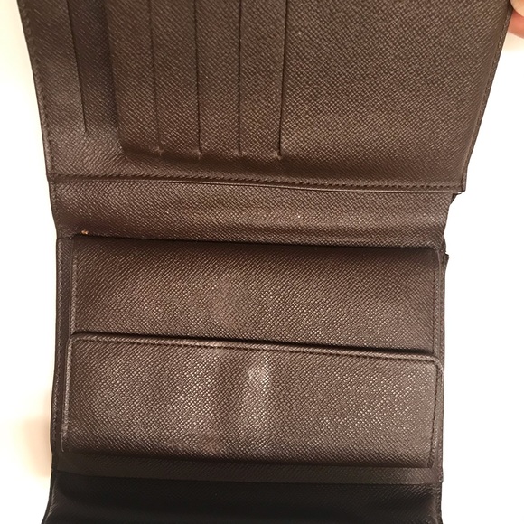 Authentic LV wallet - Picture 5 of 13